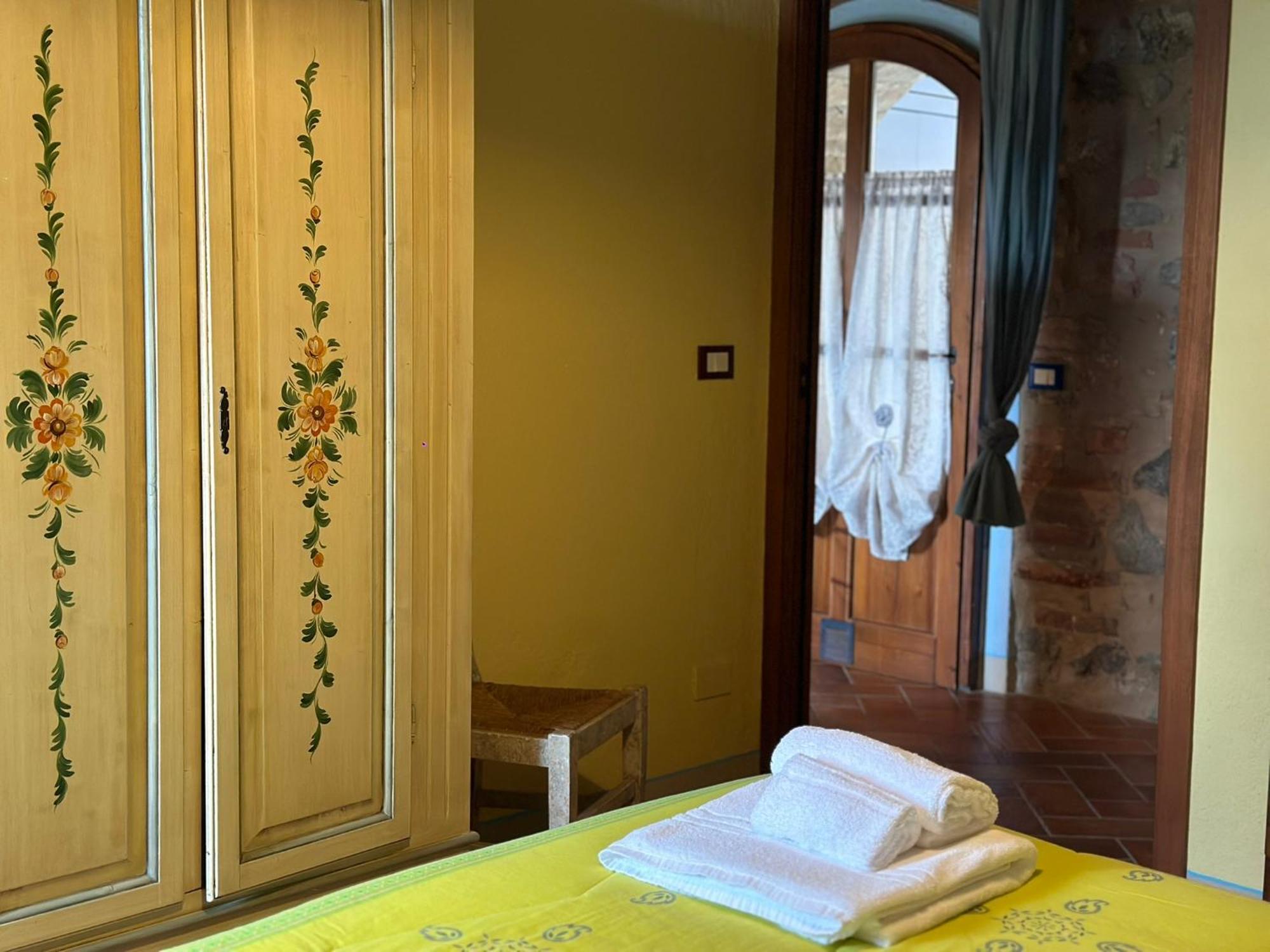Borgo Tignano Apartment Casole d'Elsa Exterior photo